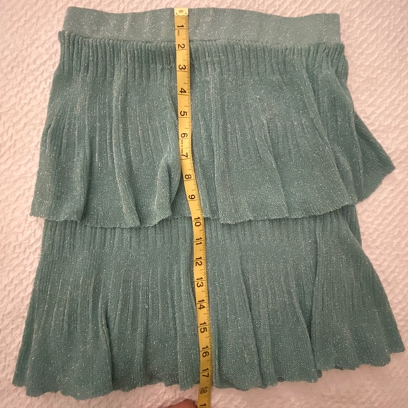 Zara ruffle mini skirt - Picture 4 of 8